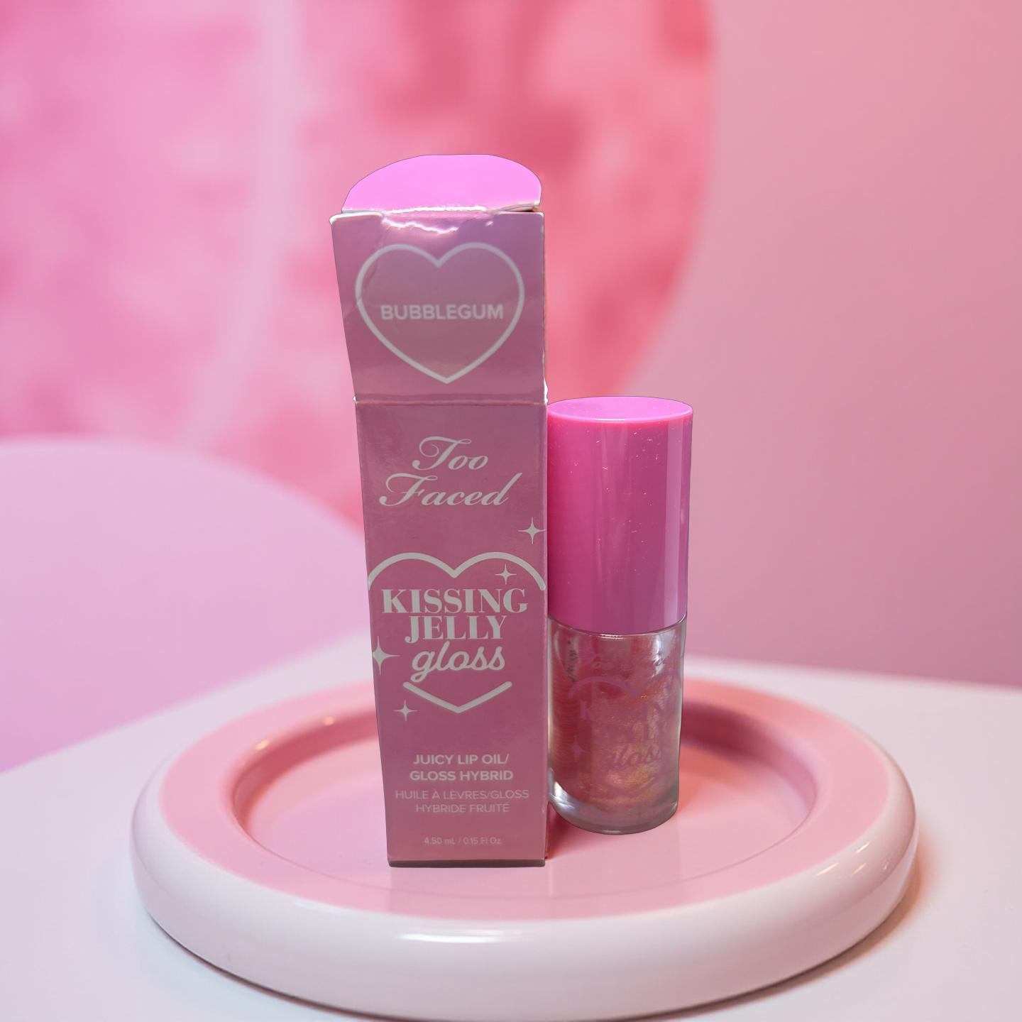 Too Faced Kissing Jelly Gloss Juicy Lip Oil in Bubblegum
